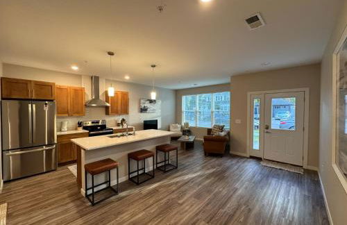 Elegant Townhouse near NDSU and Downtown Fargo #101 - Foto 1