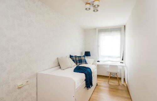 Family apartment in Malaga next to the beach - Photo 9