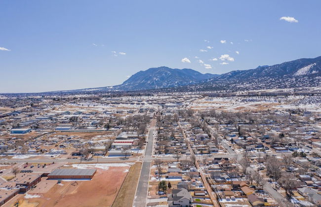 4BD Space & Flexibilitygreat Westside Location - Photo 56