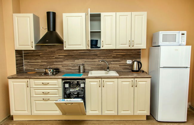 Zima Leto Apart Hotel - Photo 60