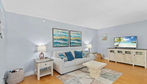 Beachside Las Olas Getaway Oasis with Pool - Foto 3