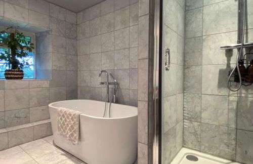 Idyllic Grade II Listed country farmhouse in AONB - Foto 19