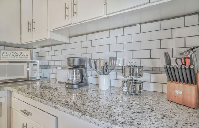 3brdowntownwalk to Everywhere & Bars W/fire pit - Foto 23