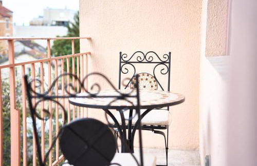 Éclat Doré Bondy Suites Free Parking - Foto 7