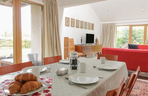 Frater House - Photo 9