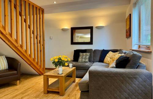 Acorn Lodge for Six with Hot Tub - Devon - Foto 3