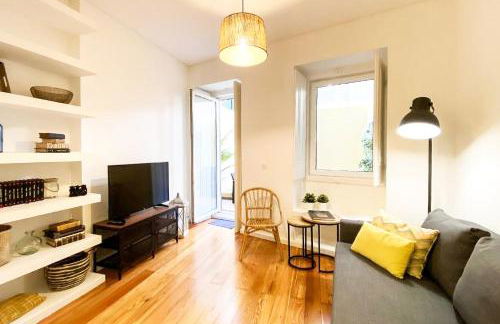 Cozy Belem Apartament with terrace - Photo 17