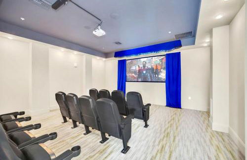 Near Disney - 3BR Condo - Games Pool & Sauna - Foto 53