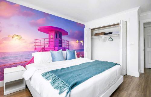 Spectacular Miami- Htd Pool,5 Bdrooms ,MiniGolf, Playground, Baby Items, BBQ - Photo 4