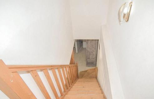 Nice Apartment In Le Sambuc With Wifi - Foto 23