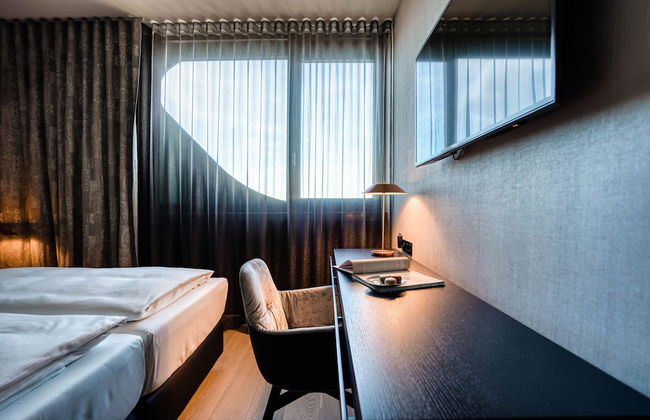 CLOUD No7 Apartments - Photo 2