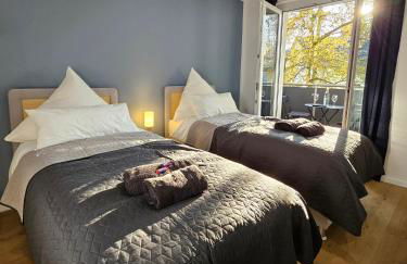 Modern Homes - Voll ausgestatte Wohnung - Balkon - Hotelbetten - 4K TV - WLAN - Foto 2