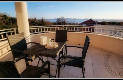 Villa Bella By The Sea - Heated Pool, Jacuzzi, Sauna - Photo 17