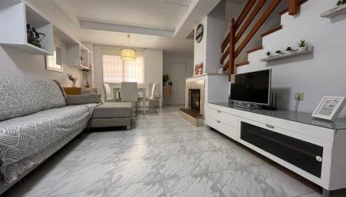 Casa adosada junto a la playa de El Perelló - Foto 5