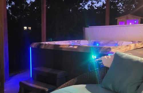 LI Airbnb - NWA mt bike, hike, and golf retreat - Foto 49