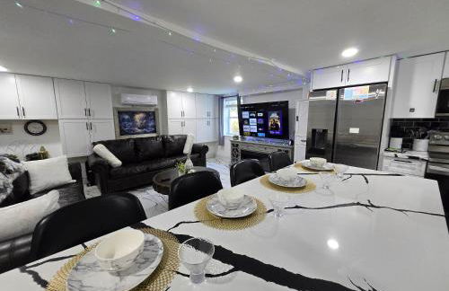 Winston Ardmore Executive King Bed Suite &hot tub - Foto 5