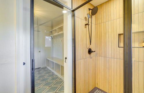 Lakefront Retreat with Game Room in Bella Vista! - Foto 27