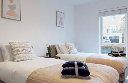 Luxury 2 Bed Apartment with Parking near London - Foto 40