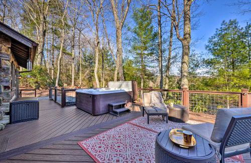 Cabin Near Boone with Hot Tub and Mountain Views - Foto 2