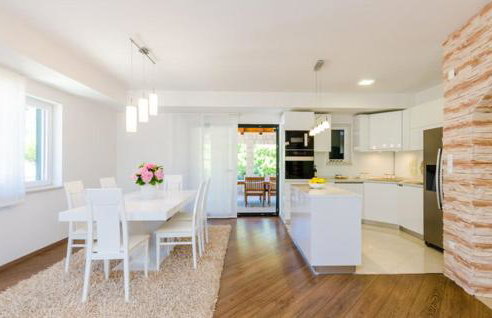 Villa Kate - outdoor pool, 4 bedrooms, free parking - Photo 13