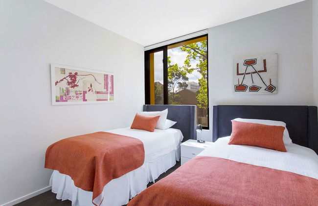 Style in the heart of Carlton - Foto 3