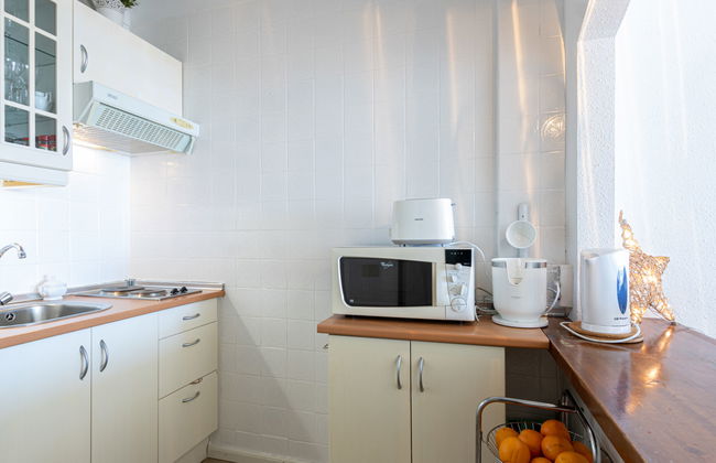 1 bedroom Apartment in Castelló d'Empúries with garden and terrace - Photo 14