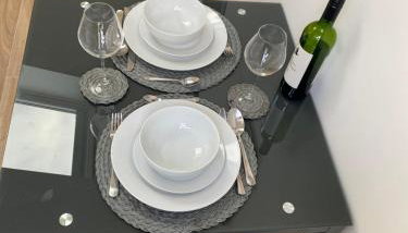 Lovely and Modern Studio Apartment. - Foto 3