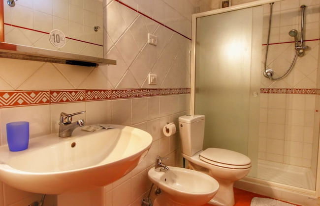 Stunning Farmhouse with Swimming Pool & Hot Tub in Umbria - Foto 9