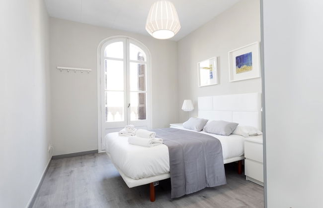 Barcelona Fira Apartments - Photo 21