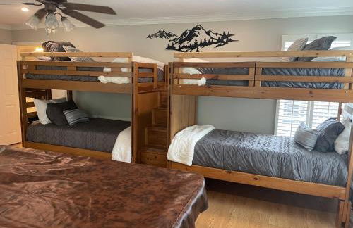 Twin Ponds Retreat-pond Hot Tub Fire Pit Game Room Pet Friendly - Foto 19