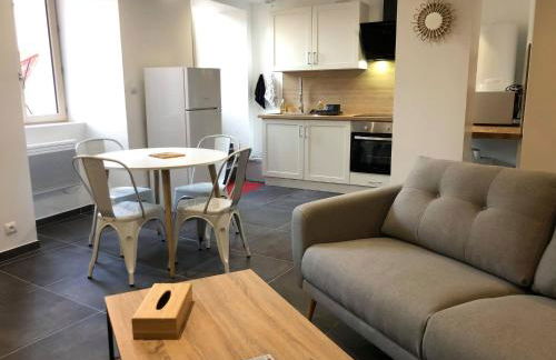 Montbard appartements au centre historique chez Delphine et Guillaume - Foto 1