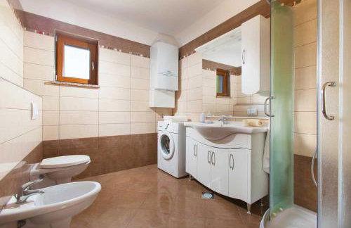 Villa Zora, beautiful modern villa in a village near the sea - Foto 11