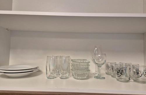 Studio Novo e completo perto da PUC - Foto 11