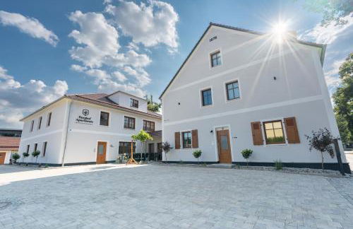 Burghof Apartments Hoyerswerda - Foto 1