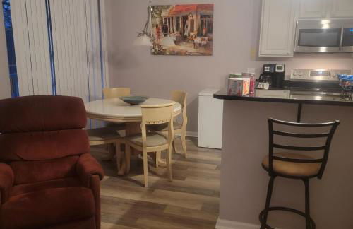 Nice Condo on Nature Preserve - Foto 3