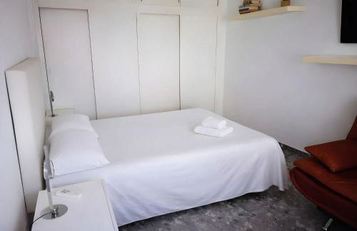 Chalet de Lujo con Piscina Privada cerca de Sevilla - Photo 13