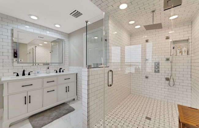 Beautiful Lake View Retreat Drivable To Theme Parks 3 Bedroom Home - Foto 19