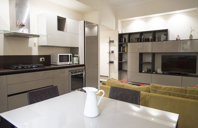 2 Bedrooms Flat with Parking near Metro Stop - Foto 14