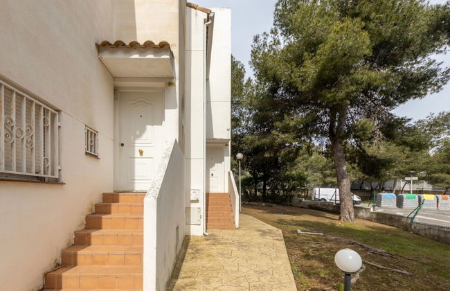 3 bedroom House in Salou with swimming pool and garden - Photo 29