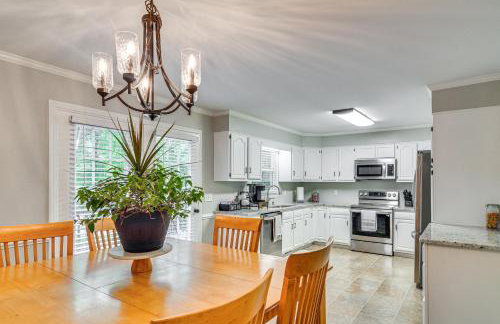 Private Yard and Deck High Point Home Base! - Foto 7