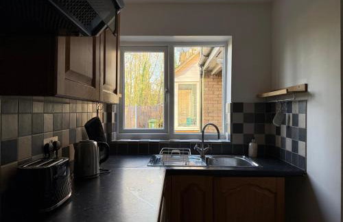 Entire House with Garden and Office - Foto 21