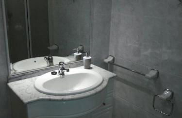 1ª LÍNEA DE PLAYA, VISTAS AL MAR Y MUY CÉNTRICO. - Foto 28