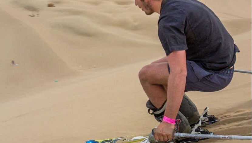 Faites du ski sur sable