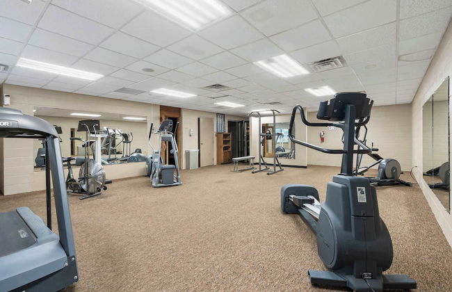 Lakefront Oasis Amazing Views! - Photo 17