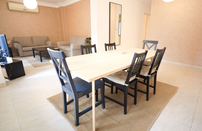 Ivory Petal Bliss 2BR Apt - Foto 35