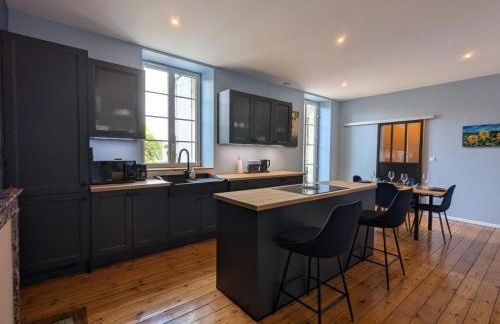 Charmante maison XIXe sur Jarnac avec 3 chambres, cour privative & parking - FR-1-653-280 - Foto 11