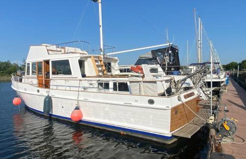 Nuit insolite a bord d un bateau - Foto 4