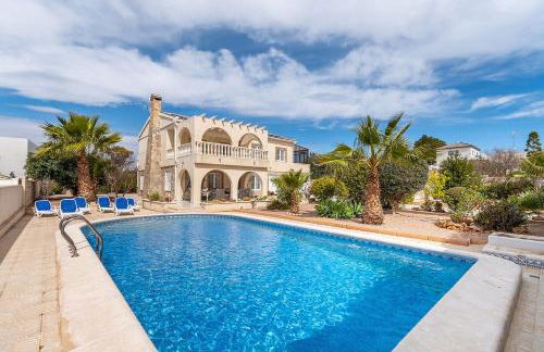 Villa Azul - Photo 1