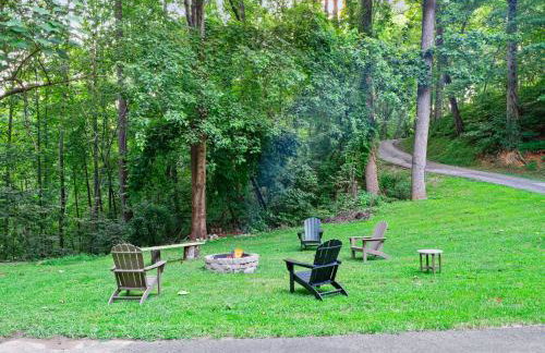 Cabin 3 Miles off I-40-hot tub-firepit-secluded better than a Hotel - Photo 49