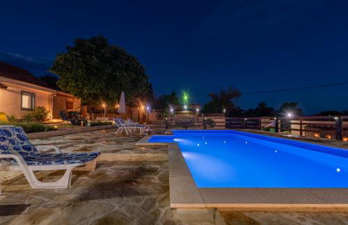 Holiday Home Burgija with pool - Foto 65